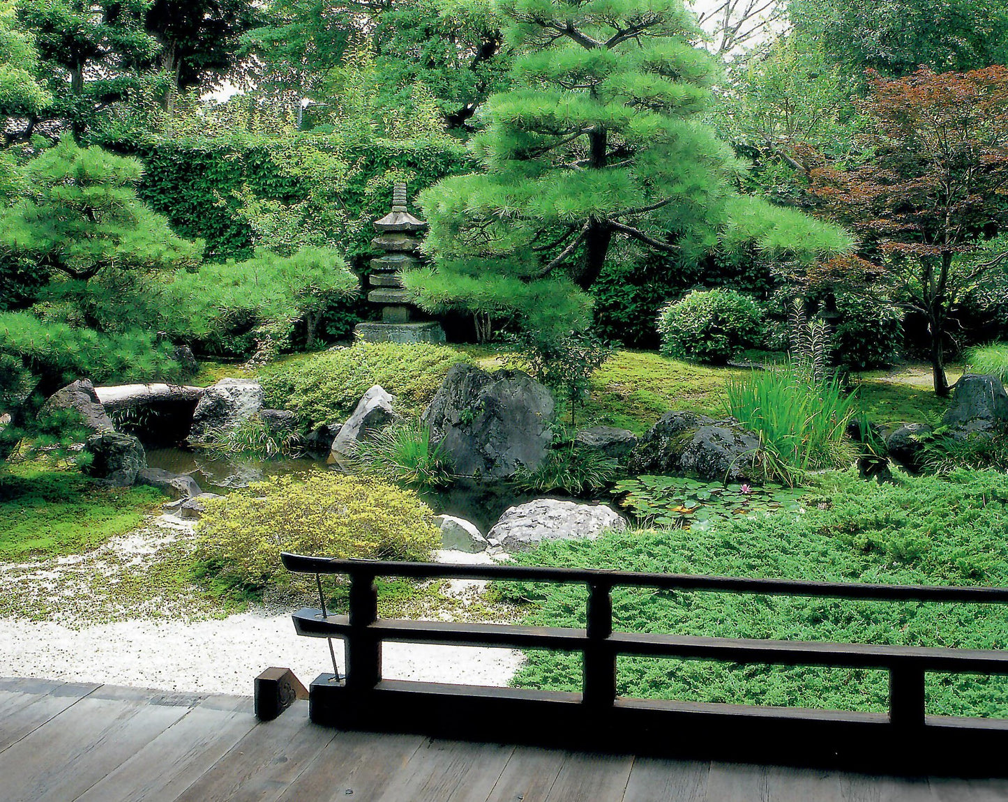 建仁寺の四季  KENNINJI Temple through the four seasons