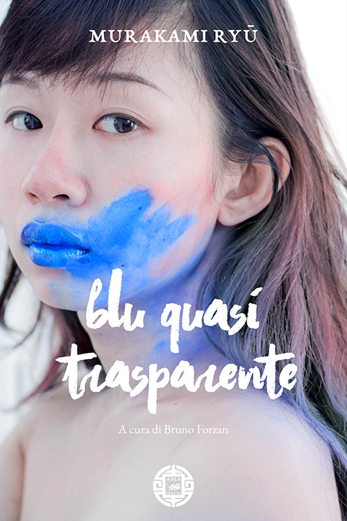 Blu quasi trasparente